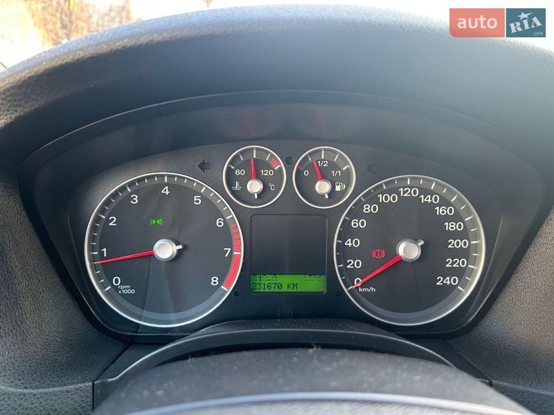 Хэтчбек Ford Focus 2007 в Львове