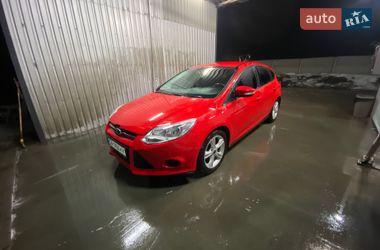 Хэтчбек Ford Focus 2014 в Золотоноше