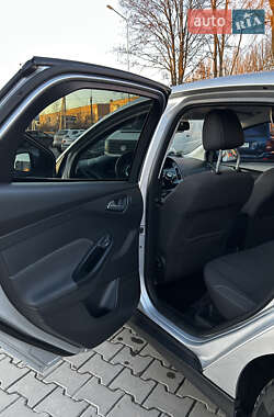 Седан Ford Focus 2011 в Луцке