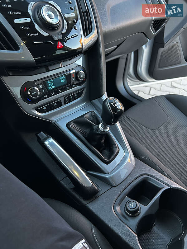 Седан Ford Focus 2011 в Луцке