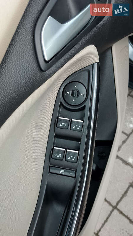 Хэтчбек Ford Focus 2017 в Львове