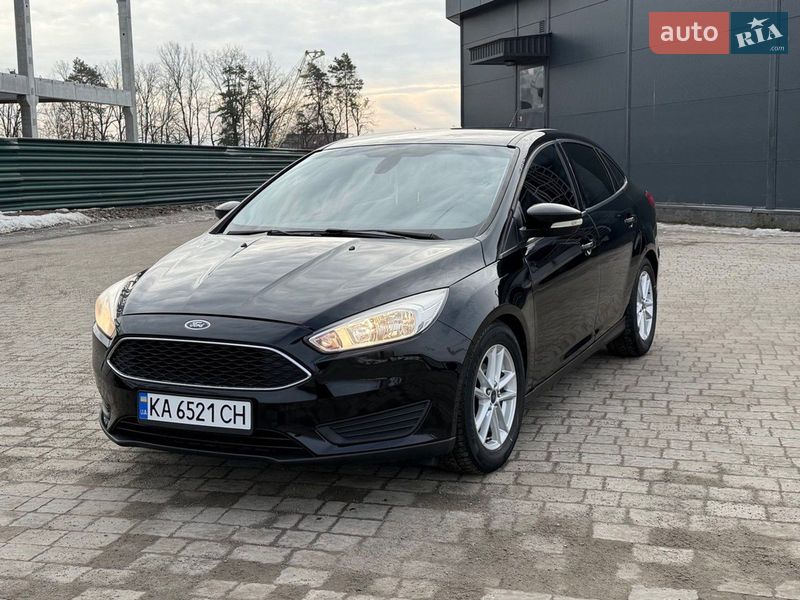 Седан Ford Focus 2015 в Бучі
