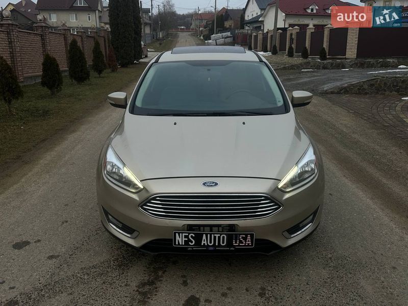 Седан Ford Focus 2018 в Черновцах