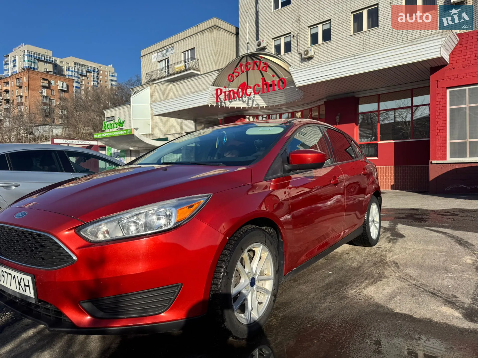 2018 Ford Focus - мініатюра 19