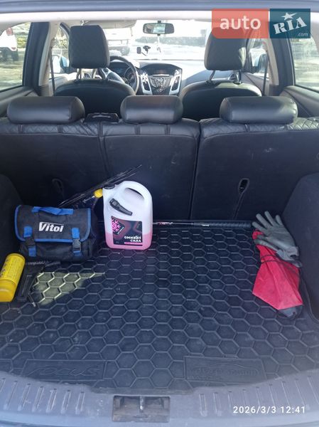 Хэтчбек Ford Focus 2013 в Остроге