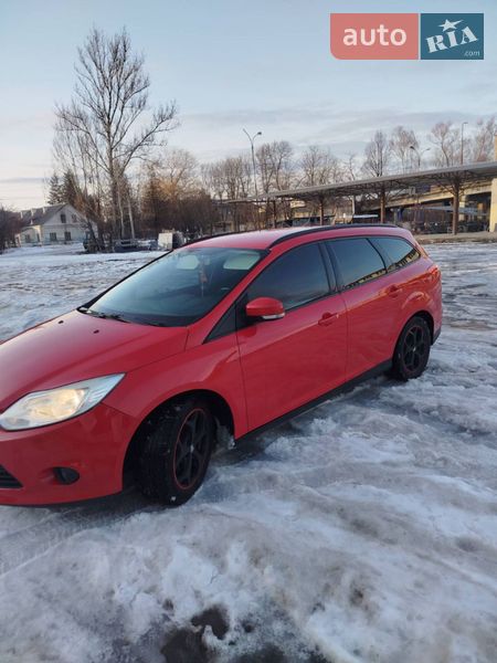 Универсал Ford Focus 2011 в Надворной