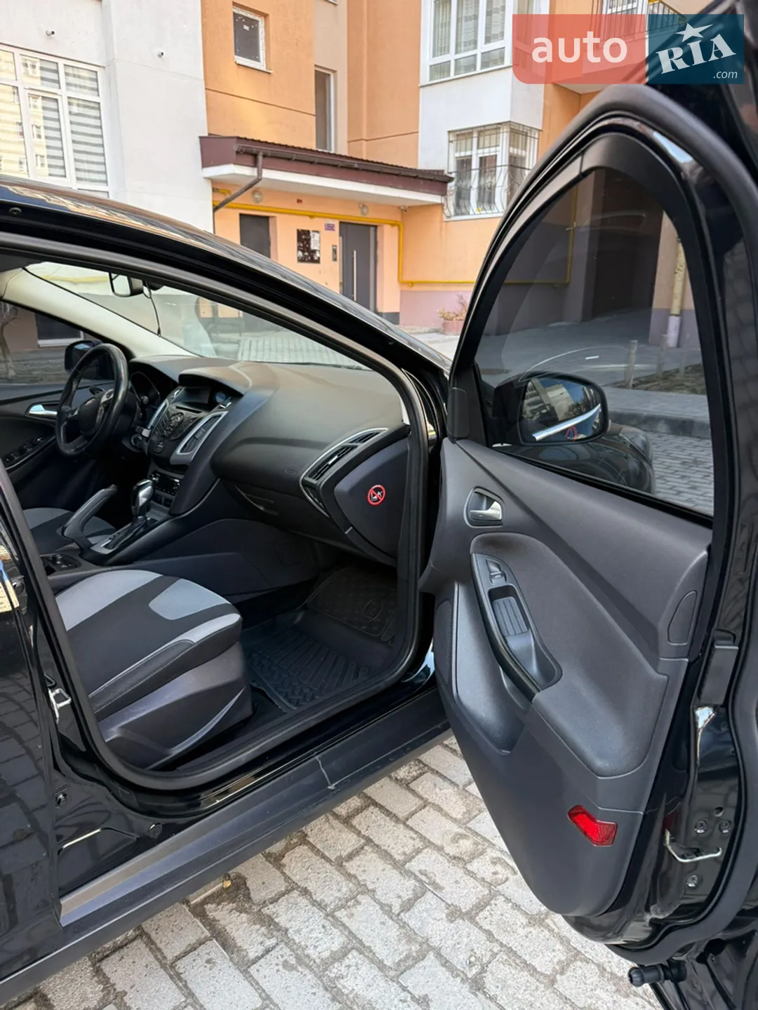 2011 Ford Focus - мініатюра 9