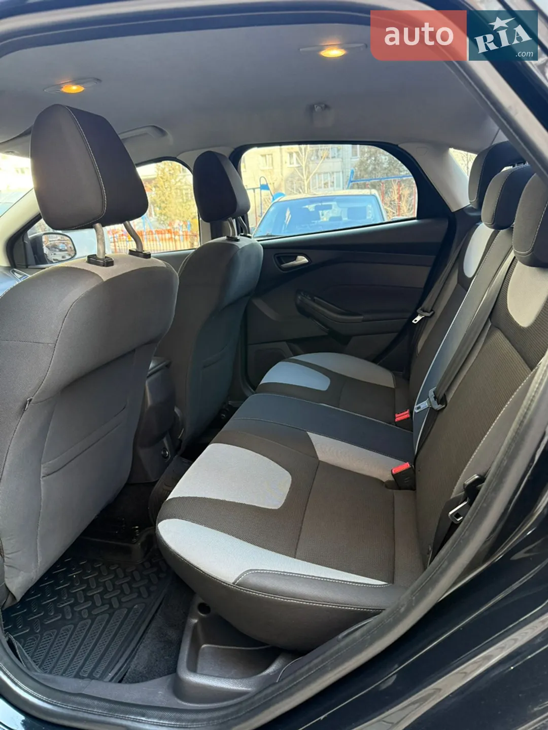 2011 Ford Focus - мініатюра 4