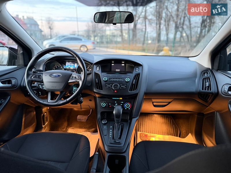 Хетчбек Ford Focus 2017 в Дрогобичі