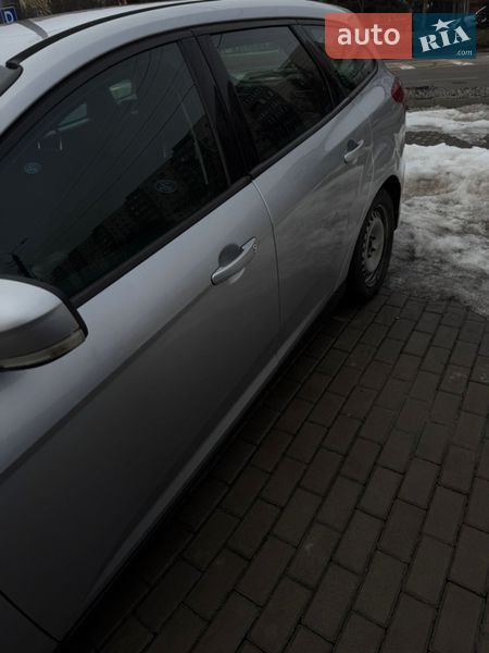 Універсал Ford Focus 2011 в Івано-Франківську