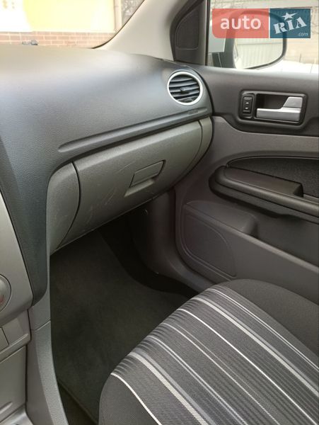 Универсал Ford Focus 2010 в Киеве