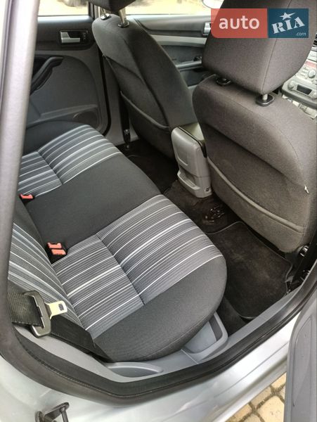 Универсал Ford Focus 2010 в Киеве