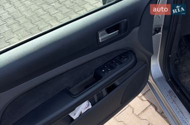 Седан Ford Focus 2005 в Великих Мостах