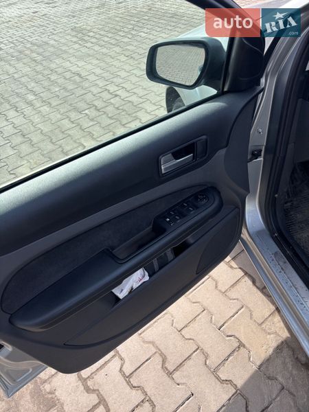 Седан Ford Focus 2005 в Великих Мостах