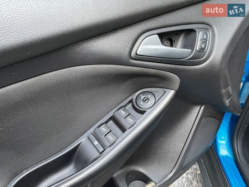 Хэтчбек Ford Focus 2015 в Одессе