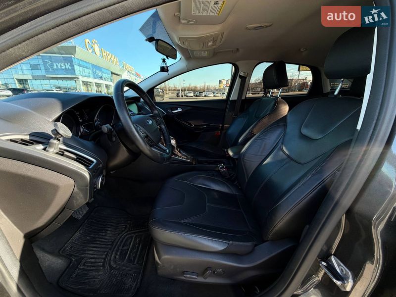 Седан Ford Focus 2015 в Кривому Розі
