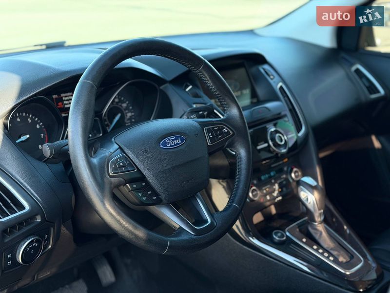 Седан Ford Focus 2015 в Кривому Розі