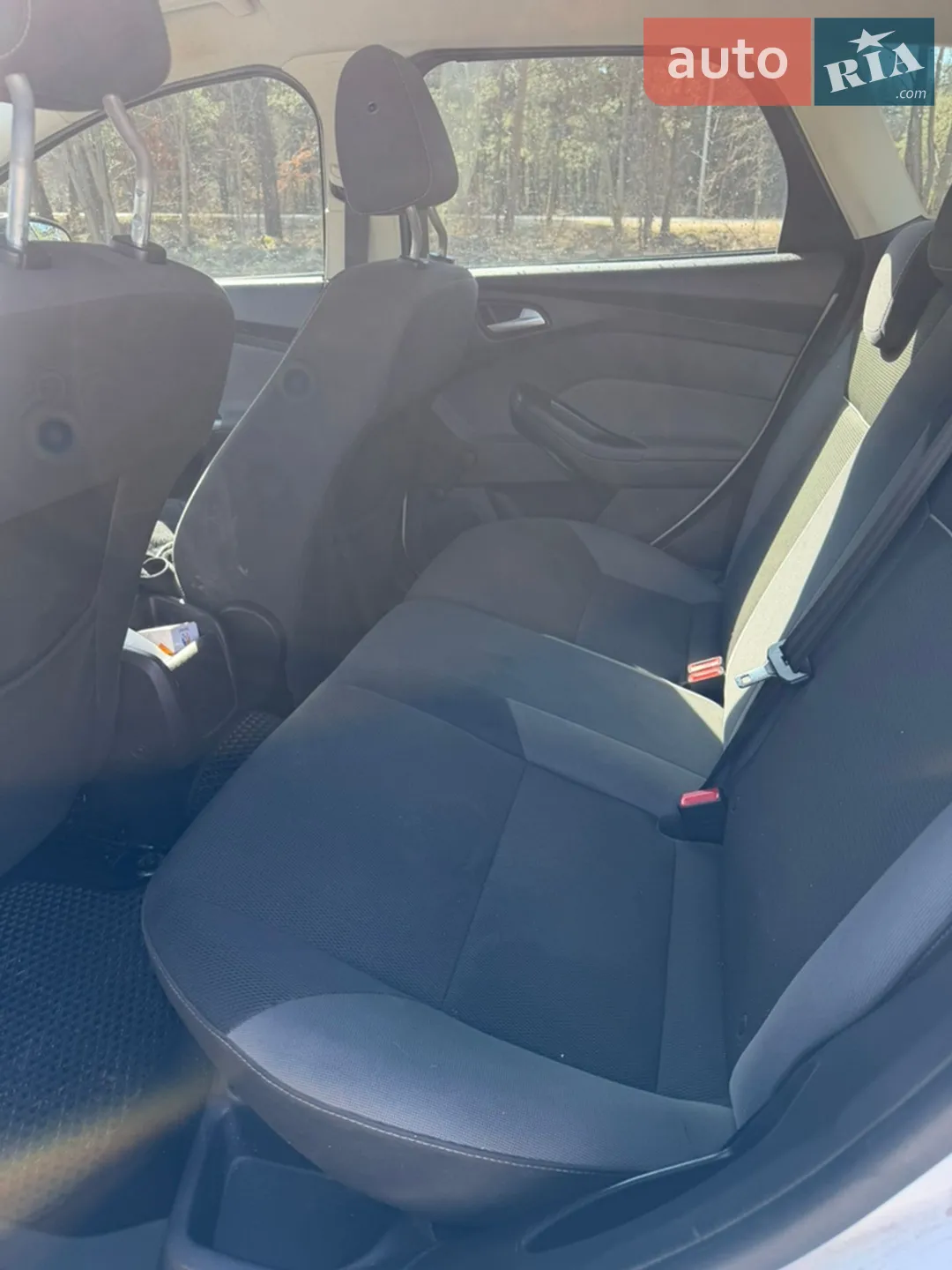 2011 Ford Focus - мініатюра 9