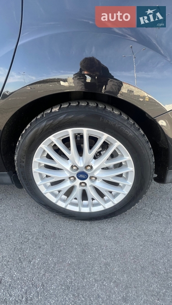 Седан Ford Focus 2011 в Львове