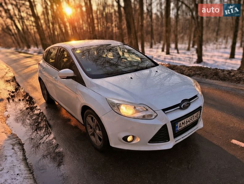 Хэтчбек Ford Focus 2014 в Житомире