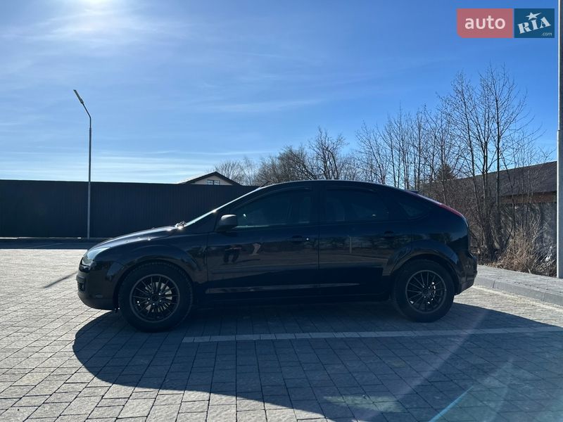 Хетчбек Ford Focus 2006 в Самборі