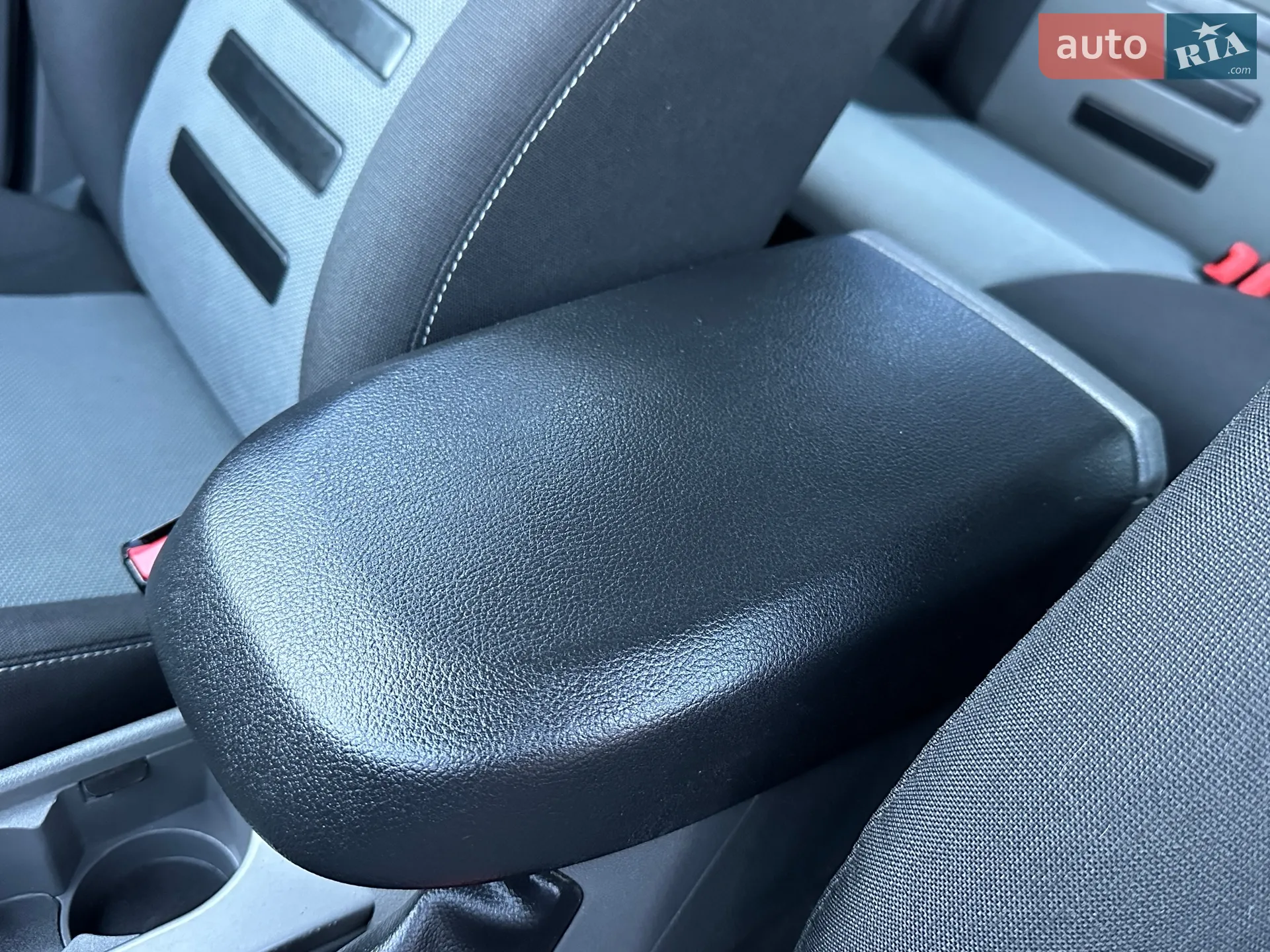 2010 Ford Focus - мініатюра 64
