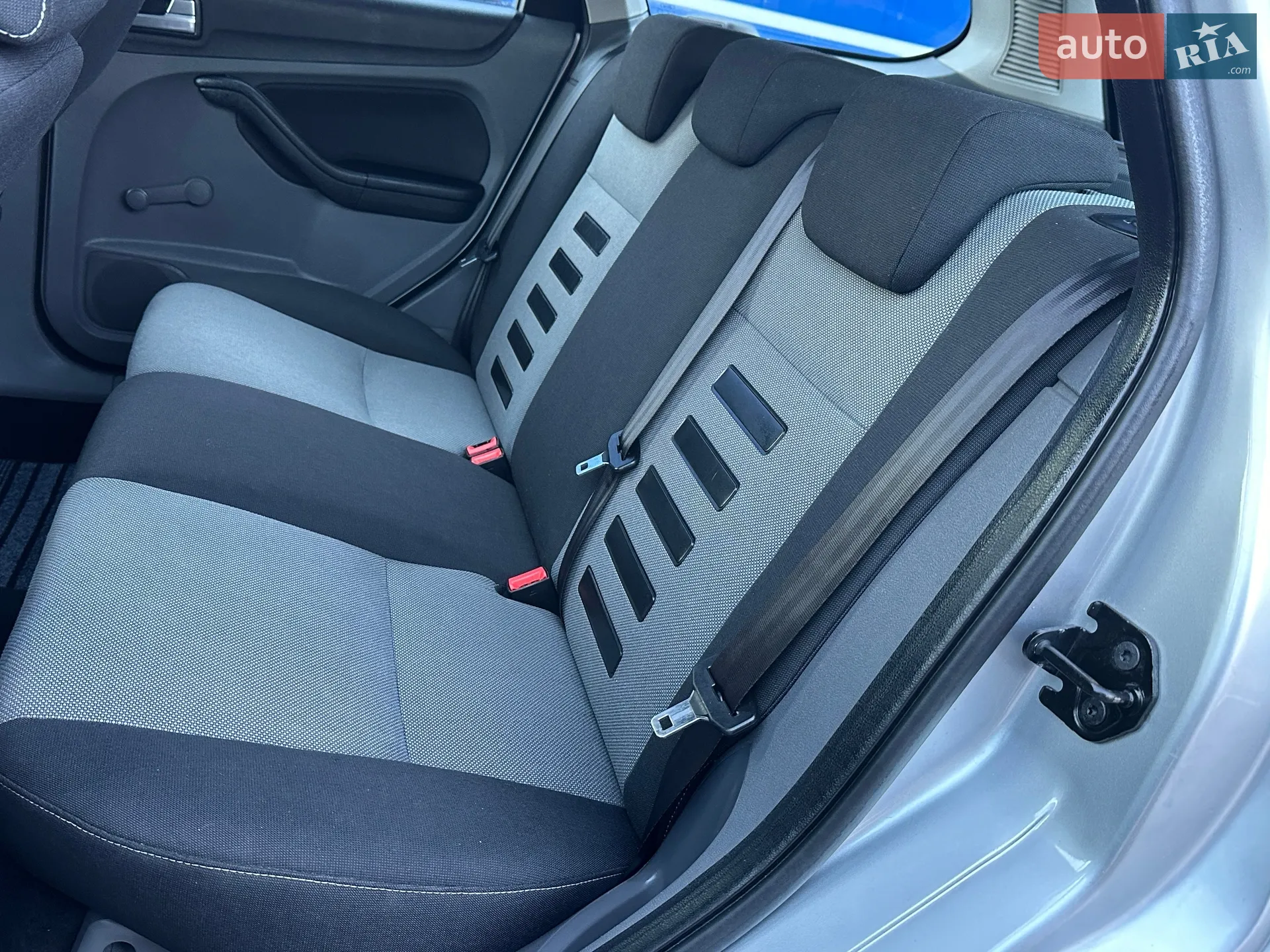 2010 Ford Focus - мініатюра 72