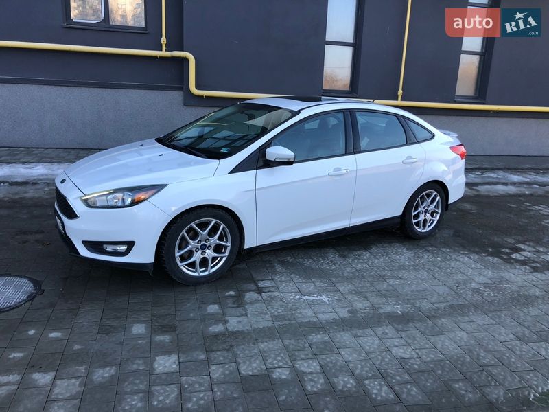 Хэтчбек Ford Focus 2015 в Львове