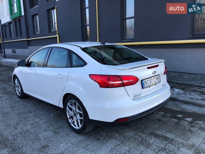 Хэтчбек Ford Focus 2015 в Львове