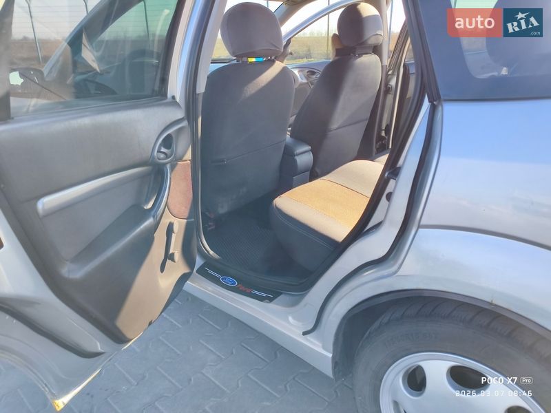 Хэтчбек Ford Focus 2002 в Одессе
