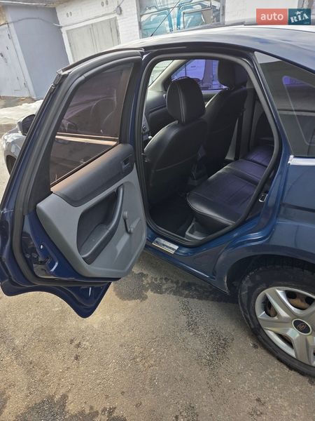 Хетчбек Ford Focus 2008 в Києві