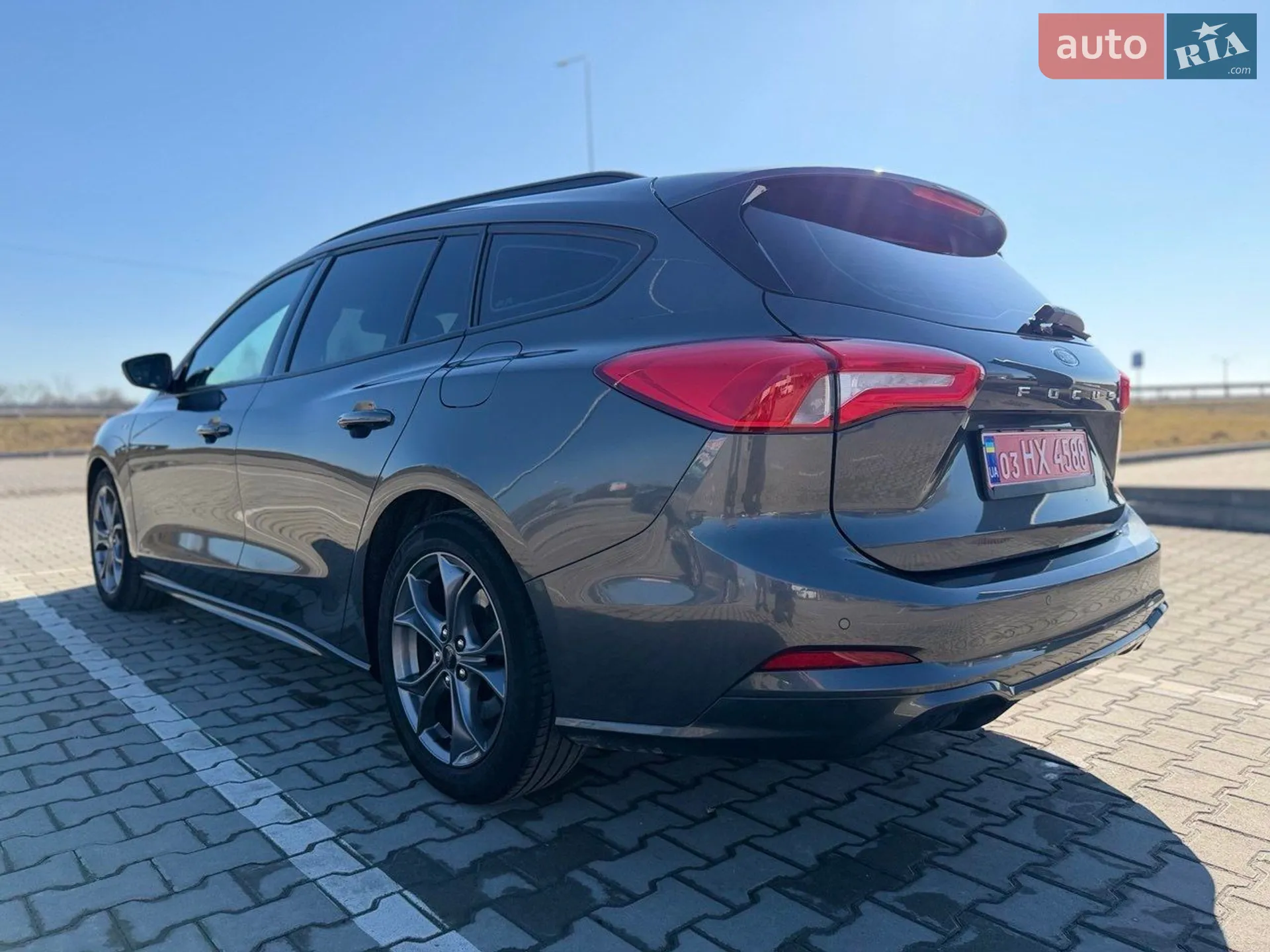 2019 Ford Focus - мініатюра 2