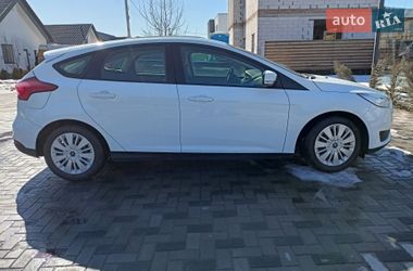 Хэтчбек Ford Focus 2017 в Киеве