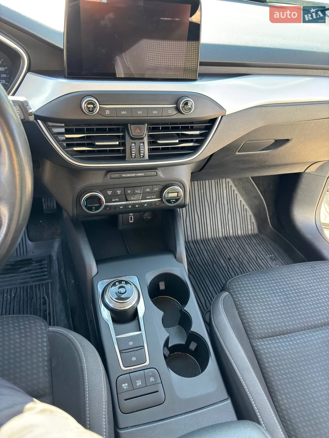 2019 Ford Focus - мініатюра 16