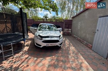 Седан Ford Focus 2015 в Первомайську