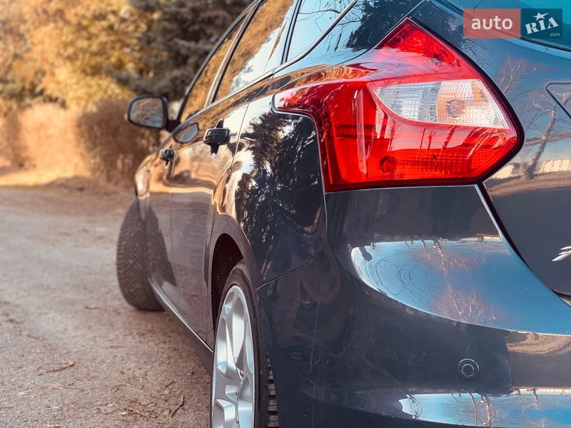 Хэтчбек Ford Focus 2013 в Стрые