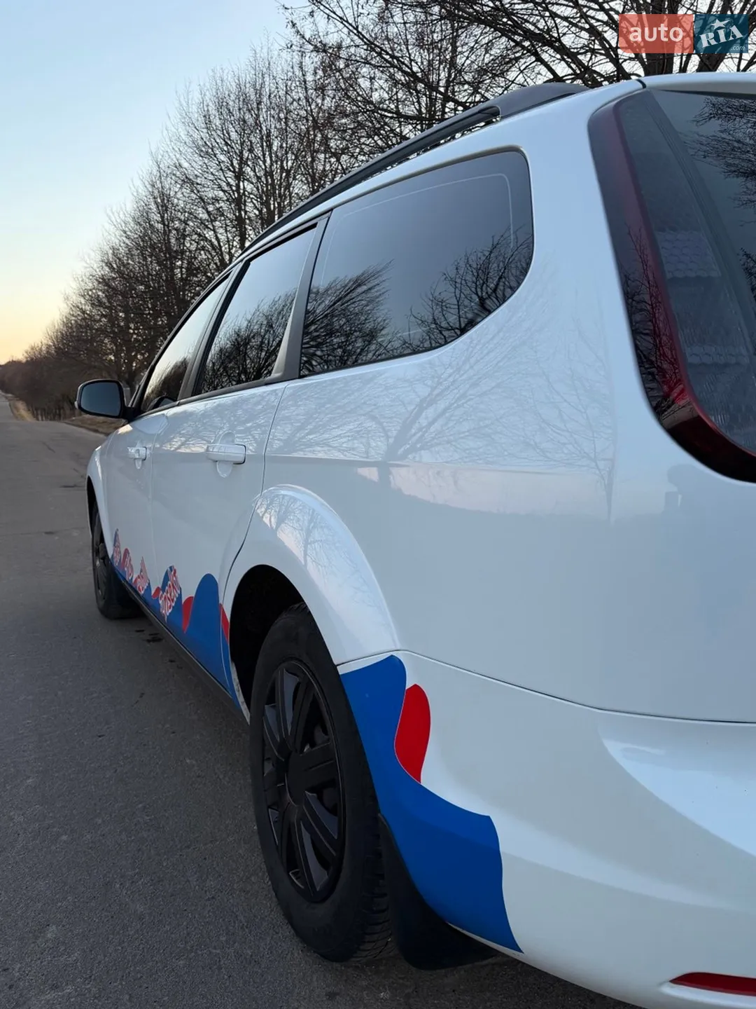 2010 Ford Focus - мініатюра 15