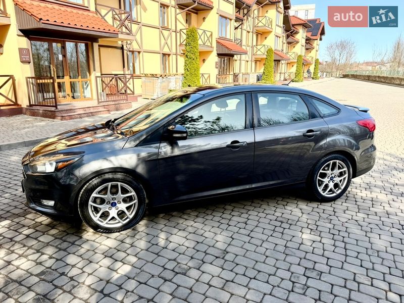 Седан Ford Focus 2015 в Луцке