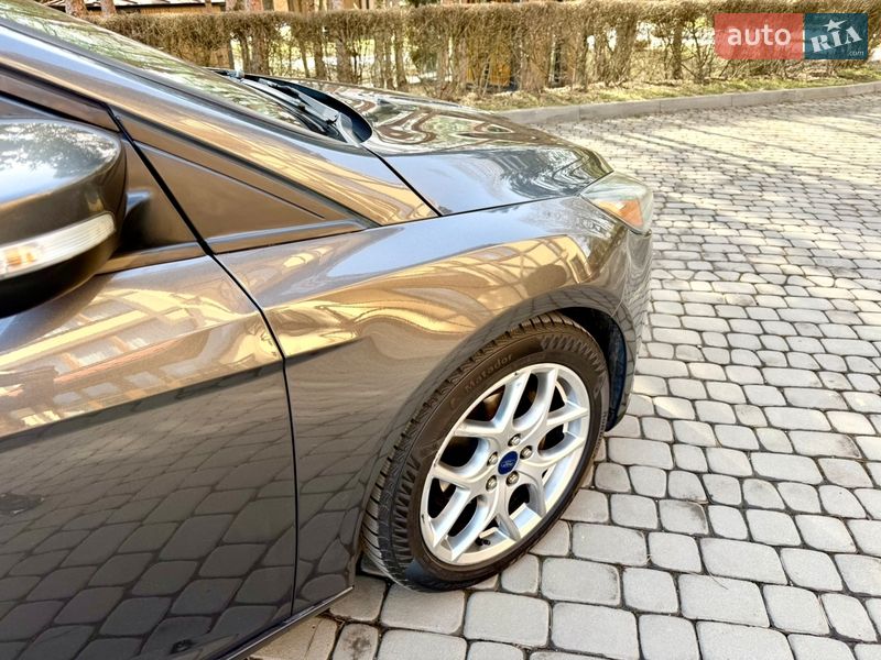 Седан Ford Focus 2015 в Луцке