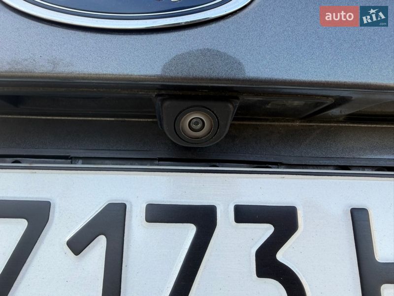 Седан Ford Focus 2015 в Луцке