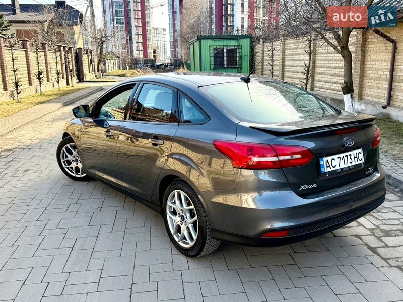 Седан Ford Focus 2015 в Луцке