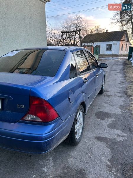 Седан Ford Focus 2004 в Остроге фото Седан Ford Focus 2004 в Остроге