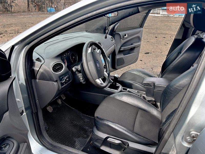 Універсал Ford Focus 2004 в Долині