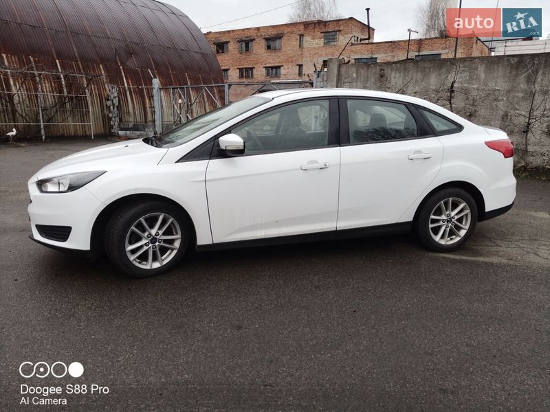 Седан Ford Focus 2015 в Киеве