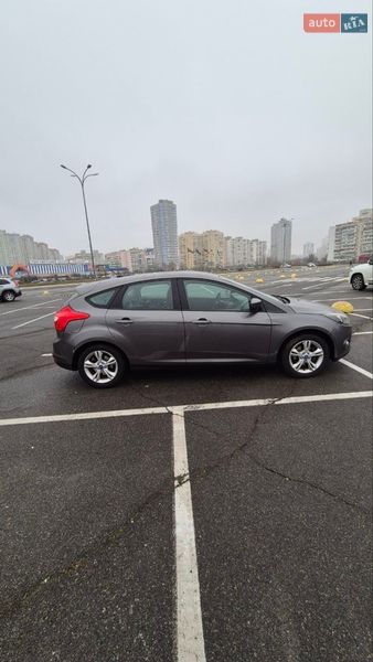 Хэтчбек Ford Focus 2012 в Киеве