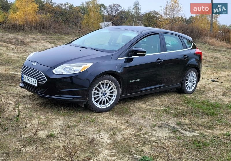 Хэтчбек Ford Focus 2013 в Сумах