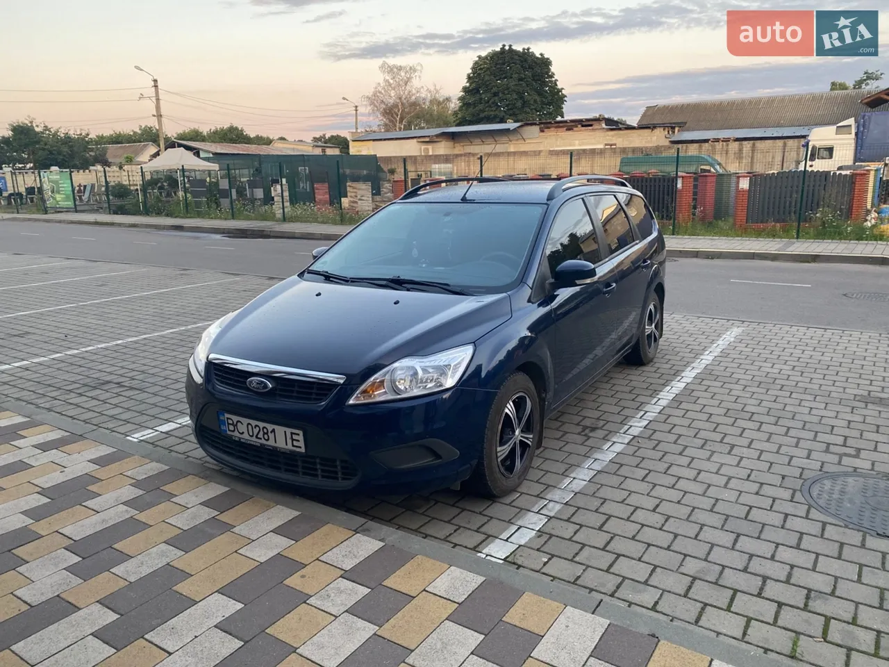 2010 Ford Focus - мініатюра 10