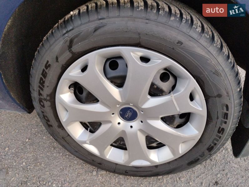 Седан Ford Focus 2011 в Кам'янці