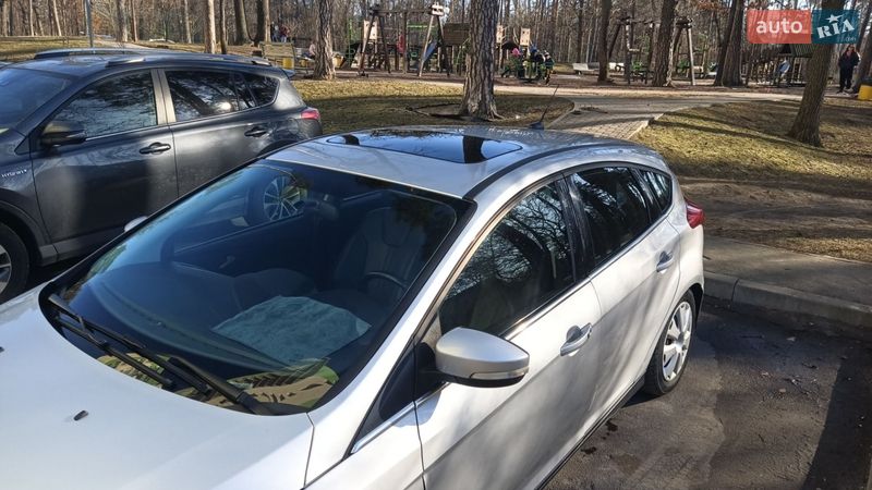 Хэтчбек Ford Focus 2013 в Киеве