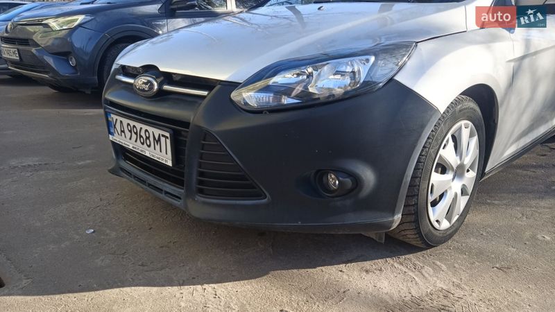 Хэтчбек Ford Focus 2013 в Киеве
